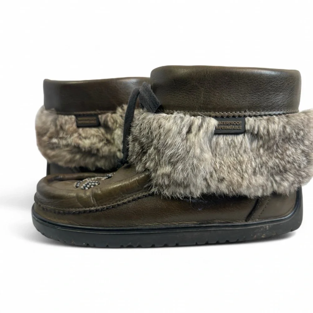 MANITOBAH MUKLUKS BROWN FUR TRIMMED BOOTS SIZE 6 WOMAN - Picture 5 of 16